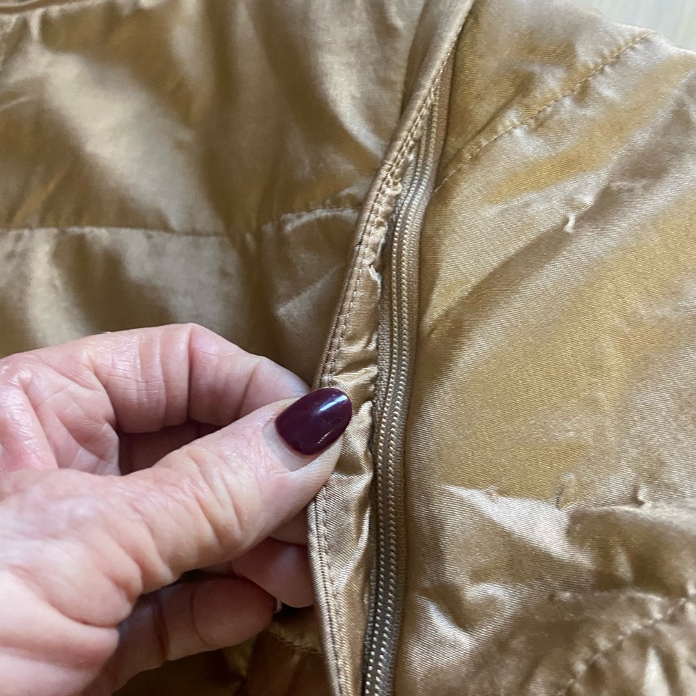 Etcetera Metallic Gold Puffer Jacket with zip off sleeves - Picture 12 of 13